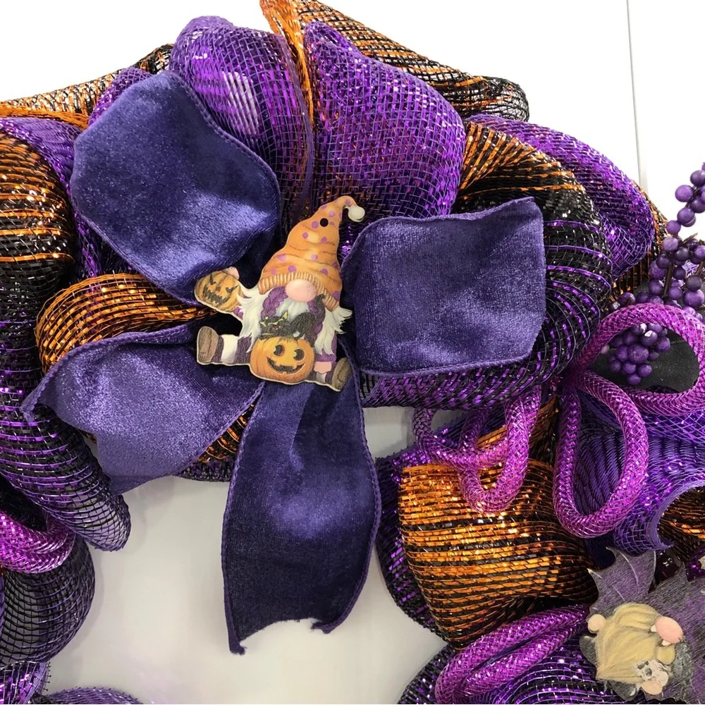 Gnome Halloween Wreath Deco Mesh Purple Tubing Bow Berries Whimsical Pumpkin Bat